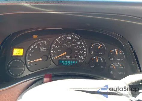 2002 Chevrolet Suburban 1500 Ls z USA, uszkodzony, nr VIN 3GNFK16Z32G318443